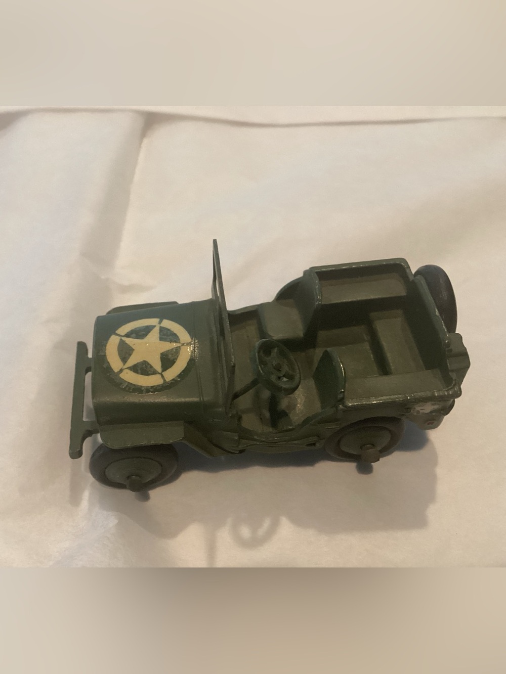 Vtg. Dinky Toys Die Cast 1:43 Scale model Military Jeep model NO 153aor 80B